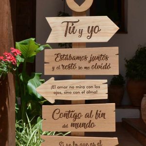 carteles-flechas-madera-romantico-1