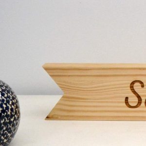 flecha-madera-individual-señalizacion-eventos-2