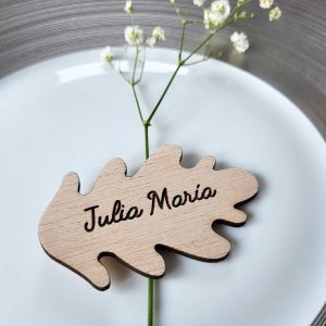 marcasitios-de-madera-forma-hoja-4