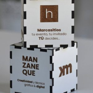 qr-grabado-en-DM-laminado-blanco-4