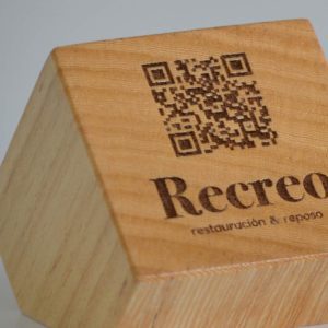 qr-grabado-en-madera-de-ayous-4