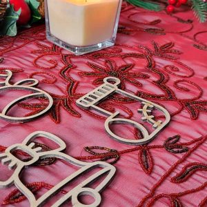 adorno-navidad-de-madera-forma-calcetin-navideño-2