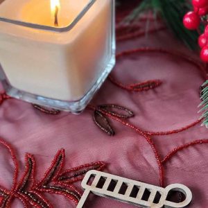 adorno-navidad-de-madera-forma-calcetin-navideño-3