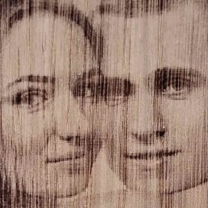 grabado-de-foto-en-madera-pareja-3