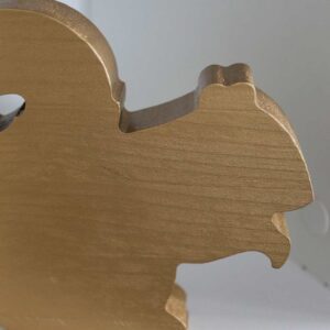 figura-de-ardilla-en-madera-2