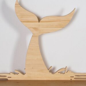 figura-de-ballena-en-madera-1