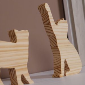 figura-de-gato-en-madera-2
