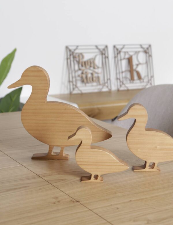 figura-de-pato-en-madera-1
