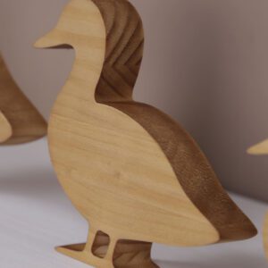 figura-de-pato-en-madera-3