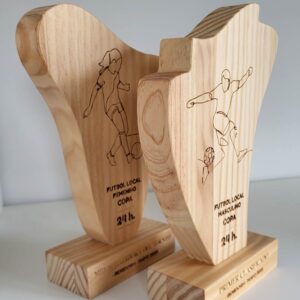trofeo-de-futbol-en-madera-2