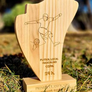 trofeo-de-futbol-en-madera-3