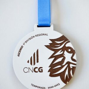 medalla-de-madera-lacado-blanco-3