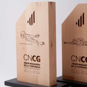 trofeo-de-madera-deporte-personalizado-1