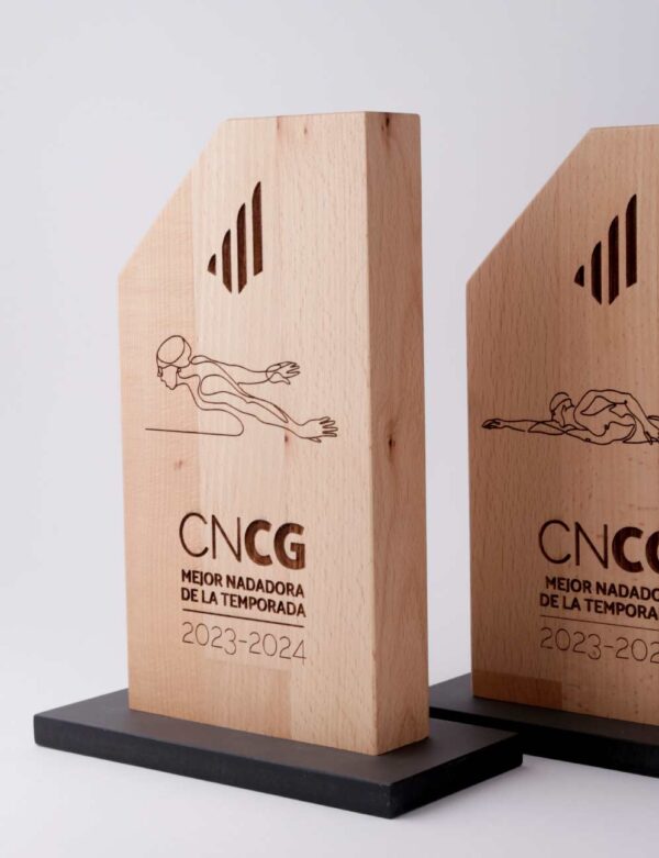 trofeo-de-madera-deporte-personalizado-1