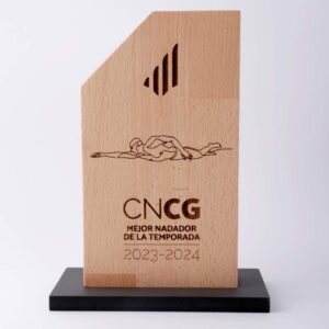 trofeo-de-madera-deporte-personalizado-3