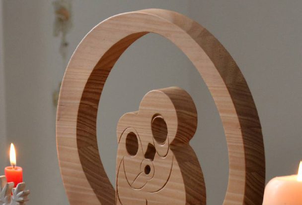 belen minimalista en madera