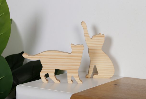regalar figuras de gatitos de madera el día de los enamorados
