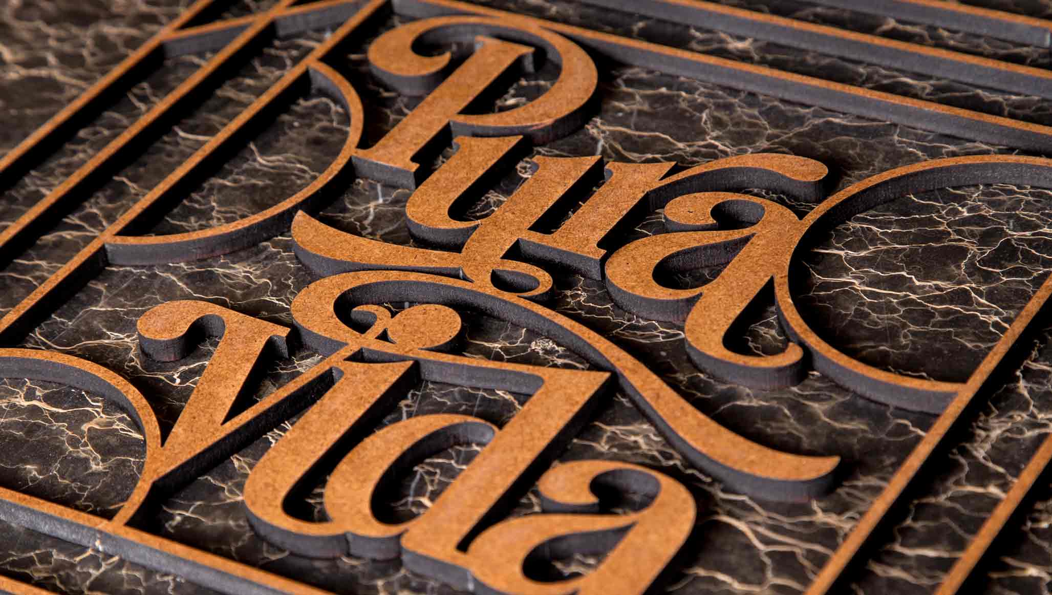 Regalos de madera personalizados. hecco sostenibilidad y artesanía hecha en España