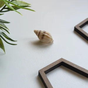 corazones-colgantes-de-madera-estilo-minimal-3