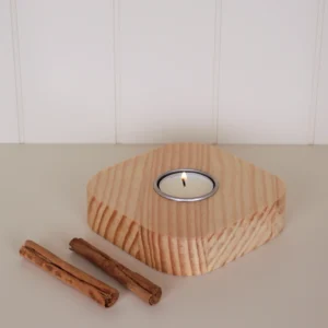 portavelas de madera natural cuadrado redondeado